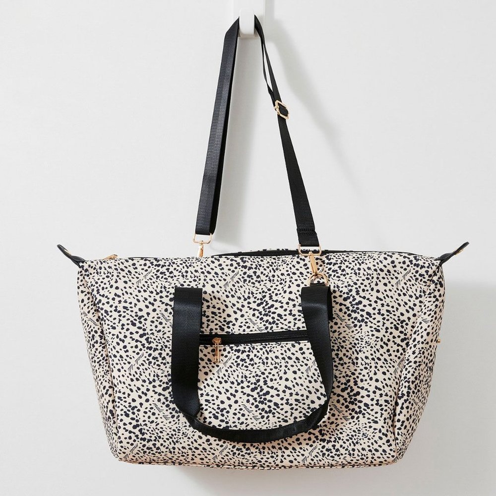 Signature Leopard Print Weekender Bag (FFF)